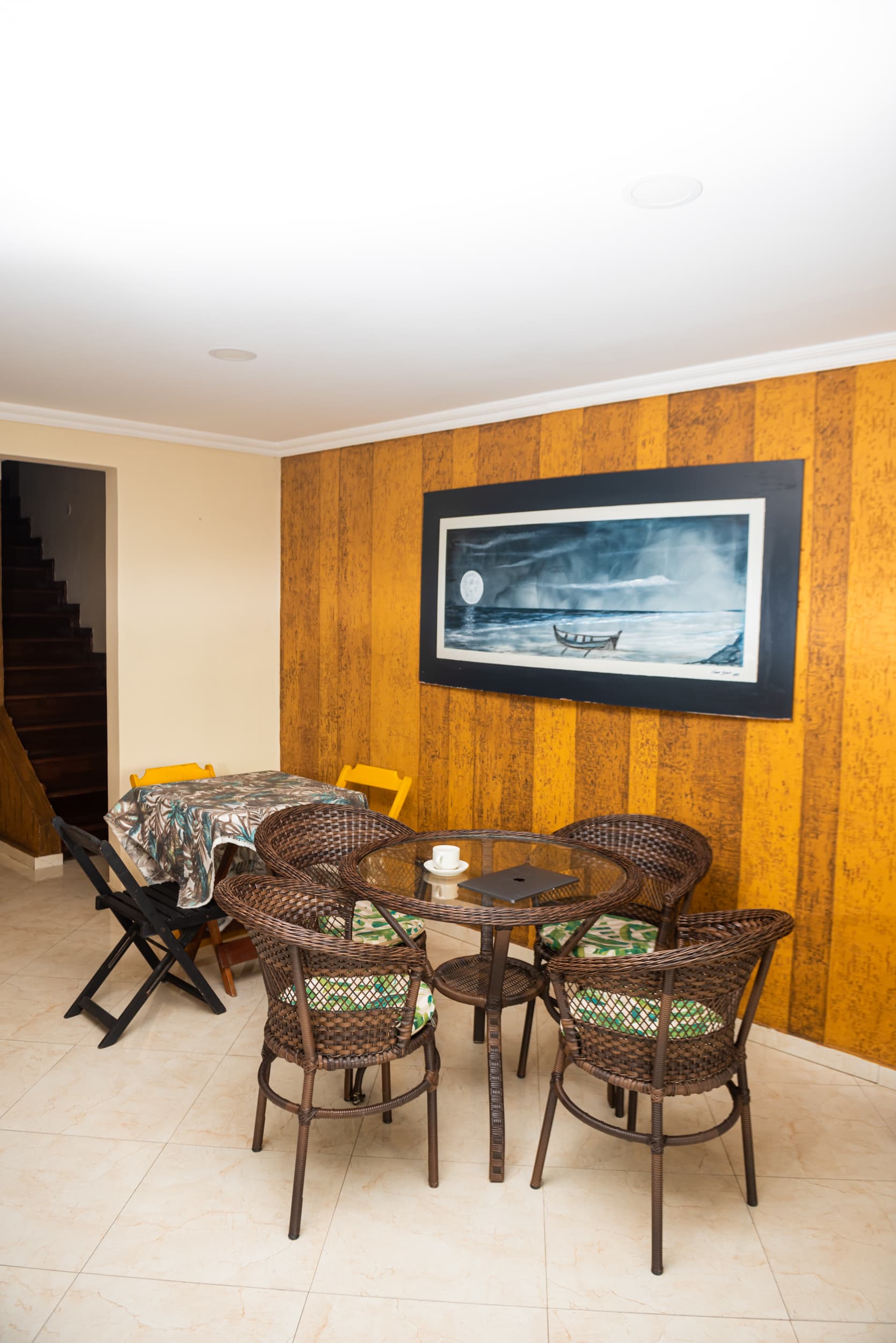 Fully equipped modern kitchen